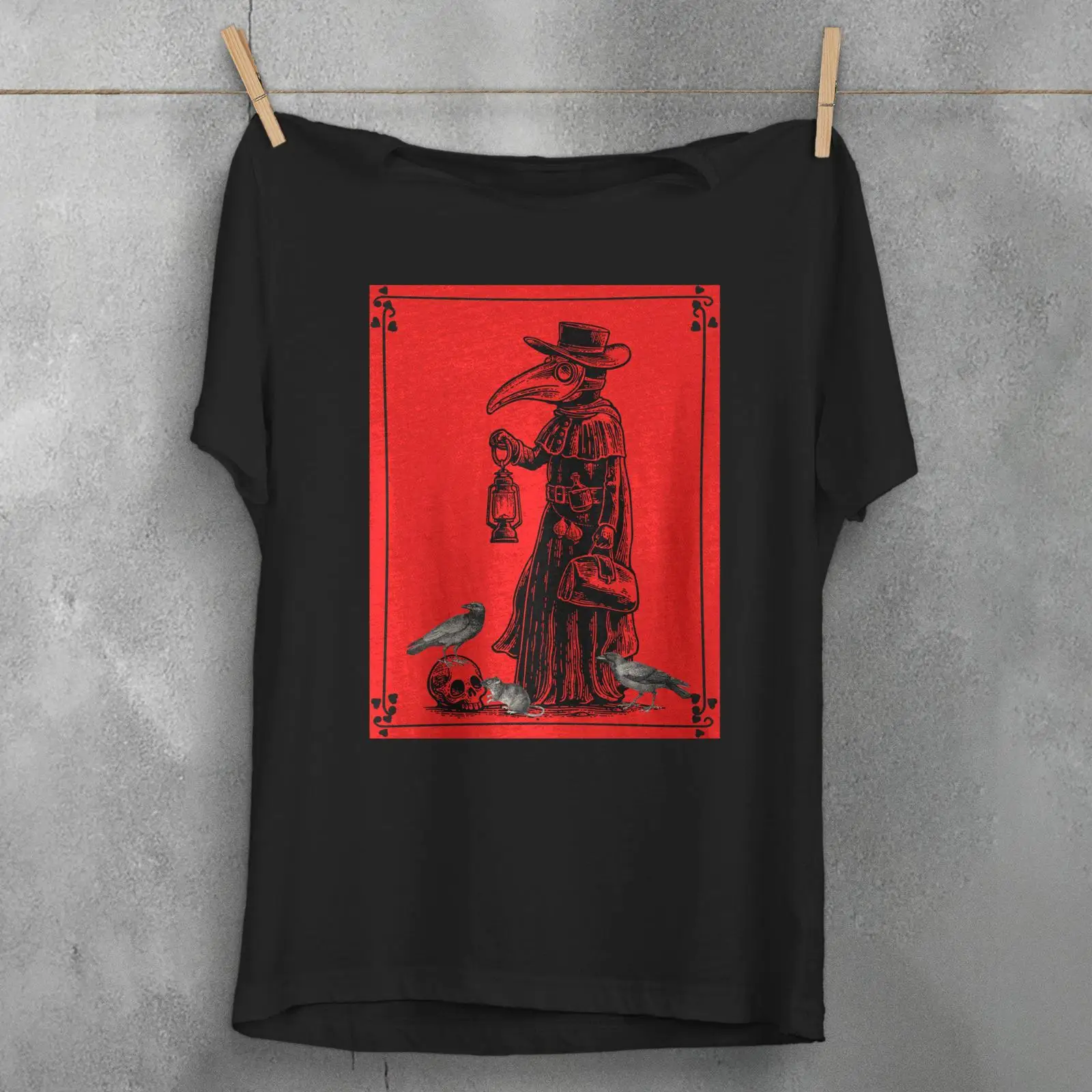 Vintage Fashion History - เสื้อยืดหมอโรคระบาด สไตล์โกธิค ลายหัวกะโหลก วินเทจ ผ้าเนื้อนุ่ม ลุคเท่ห์เล็กน้อย