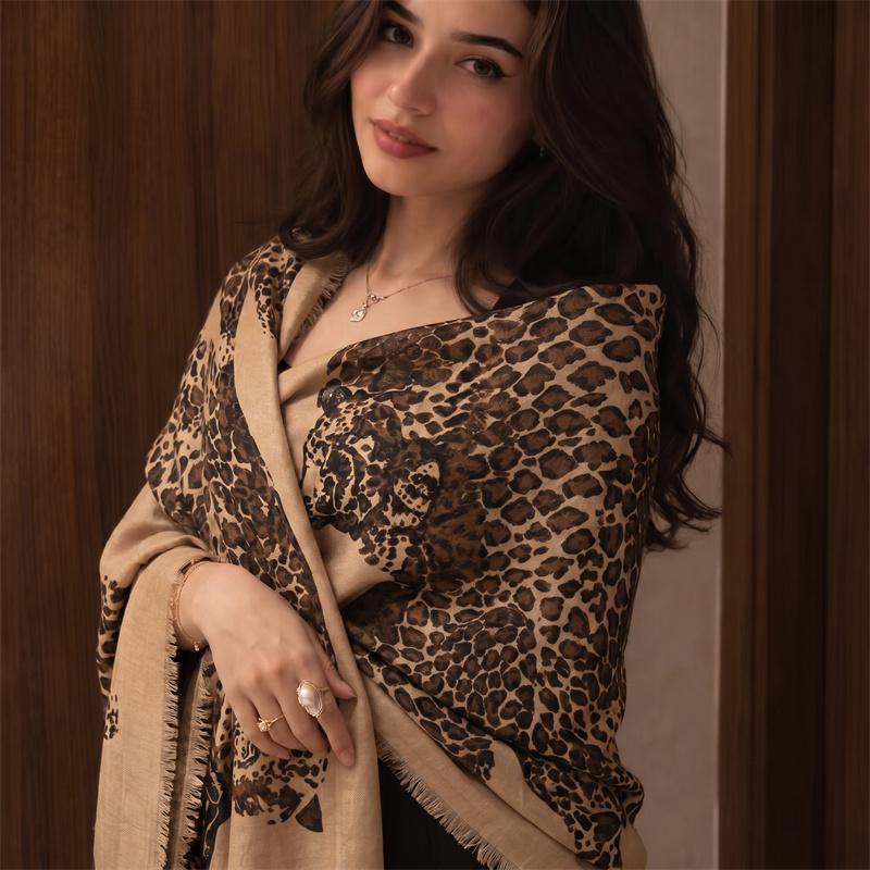 ฮิญาบลายเสือดาววินเทจและผ้าคลุ - Vintage Outdoor Fashion บทวิจารณ์และราคา
